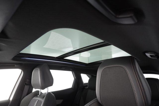 PEUGEOT 3008 3008 Hybrid 225 e-EAT8 GT