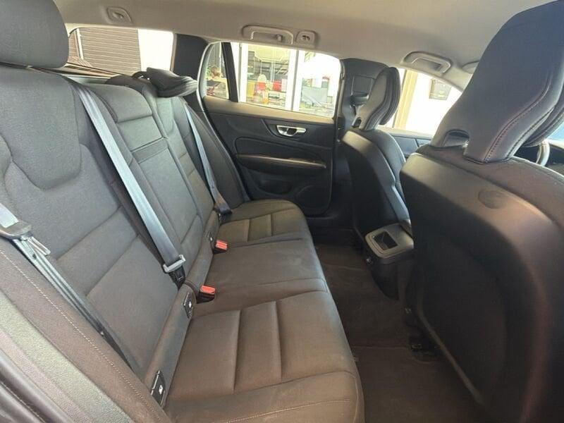 Volvo V60 D3 Geartronic Momentum