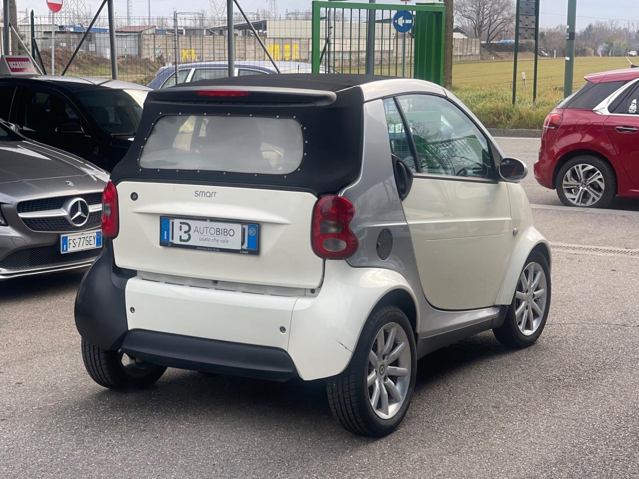 Smart ForTwo 700 cabrio grandstyle (45 kW)