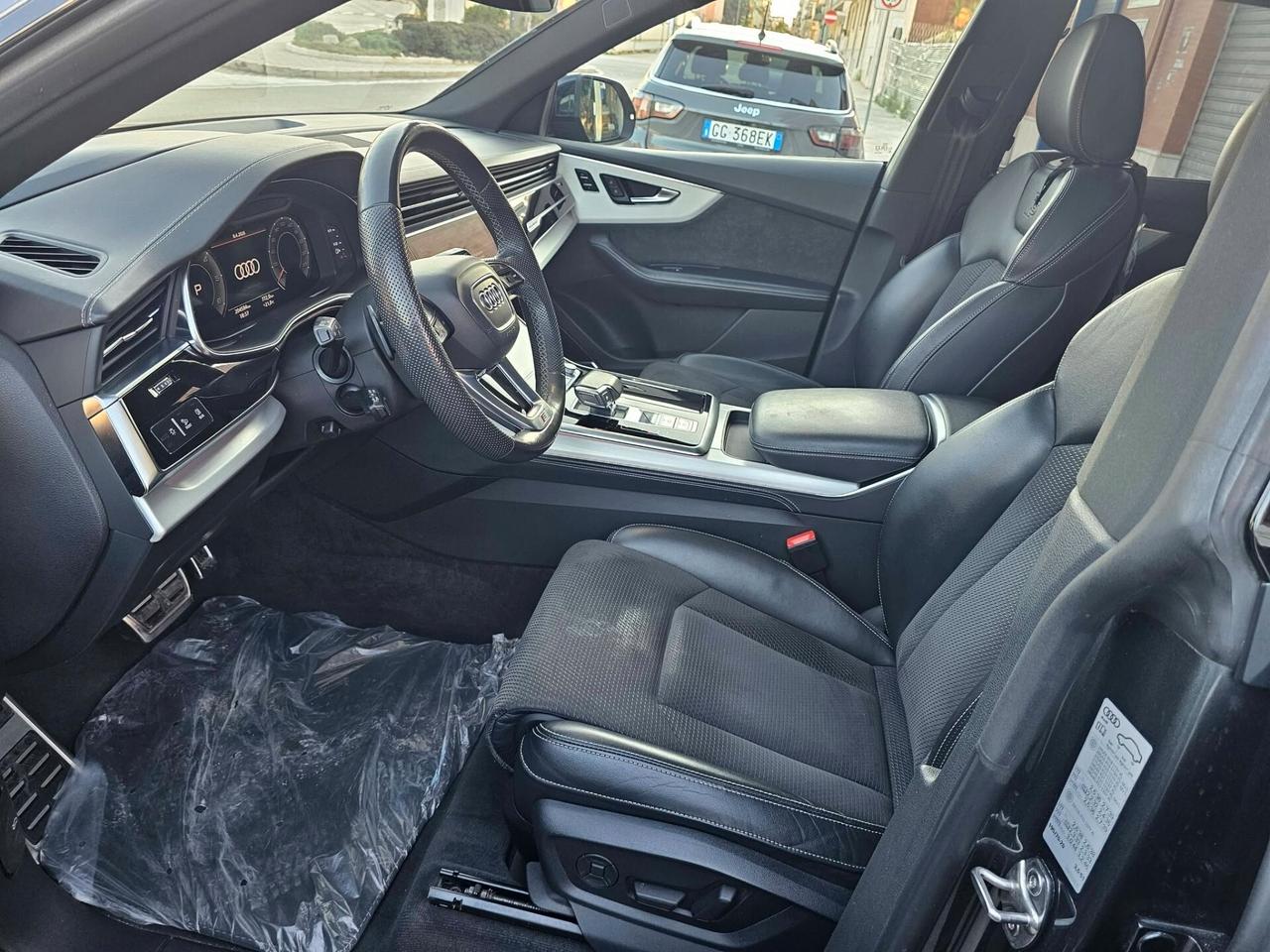 AUDI Q8 50 TDI 286CV QUATTRO 3S-LINE BLACK EDITION FULL