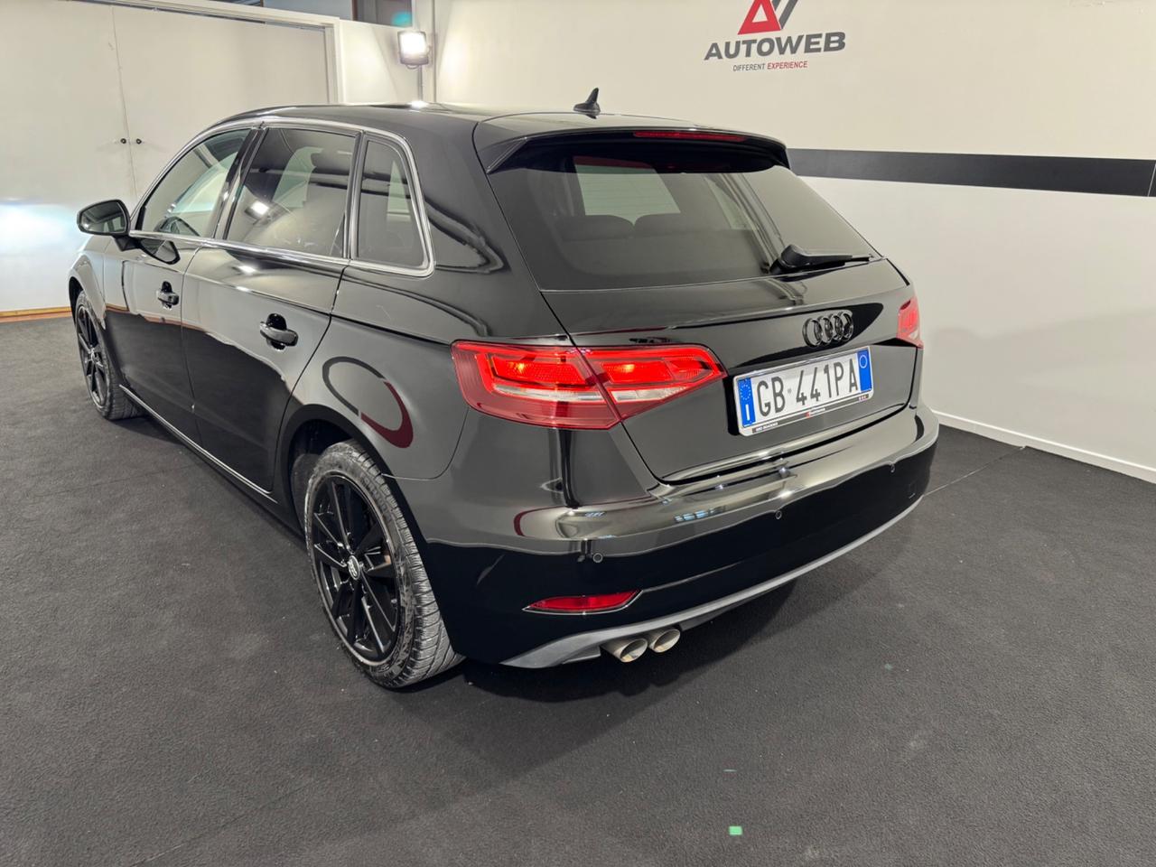 Audi A3 SPB 35 TDI S tronic Admired Identity Black