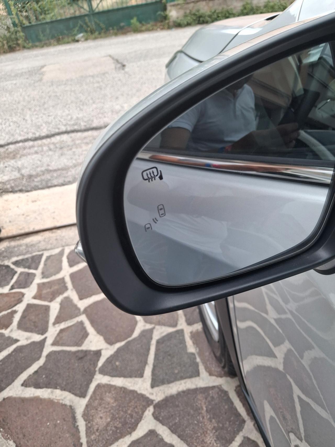 Suzuki S-Cross 1.4 Hybrid Top+