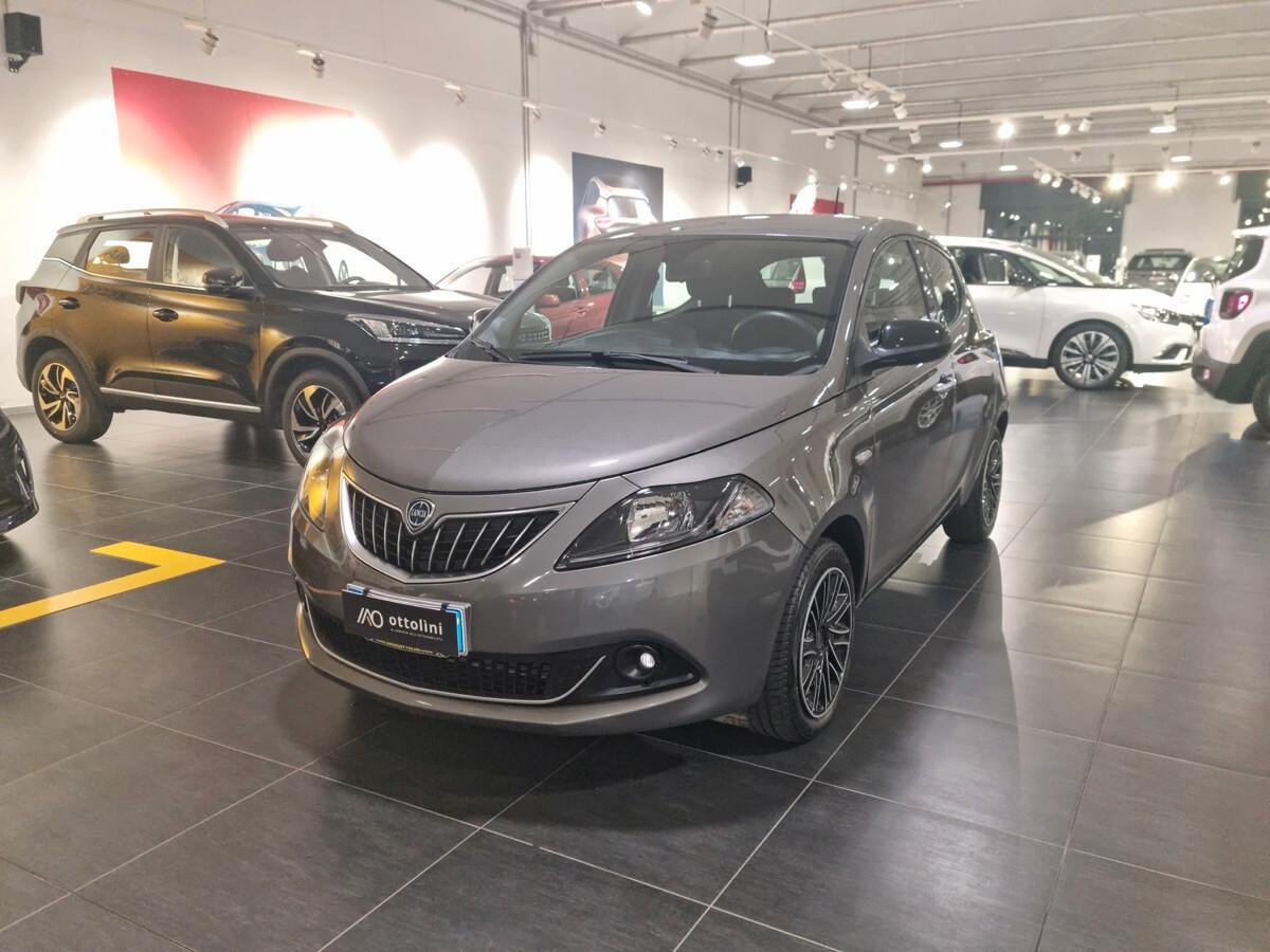 Lancia Ypsilon Gold 1.0 Hybrid 5 porte AZIENDALE