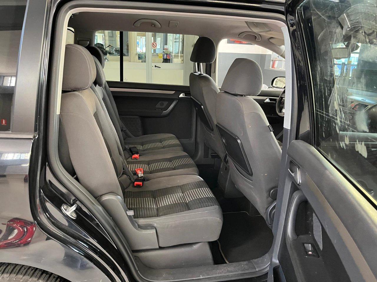 Volkswagen Touran 2.0 tdi Highline