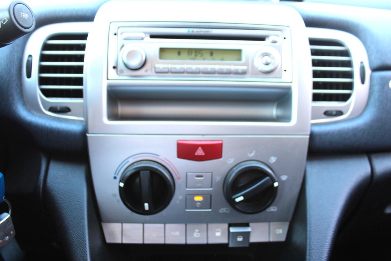 Lancia Ypsilon 1.2 Oro