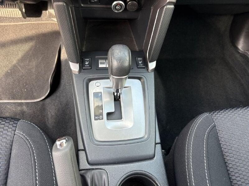 Subaru Forester Forester 2.0i BI-Fuel Style