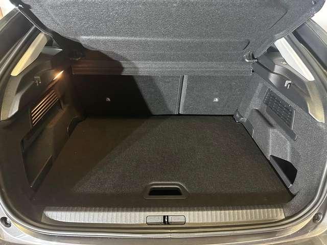 Citroen C4 1.2 130cv Feel Pack+ R18 + Navi + Head Up Display