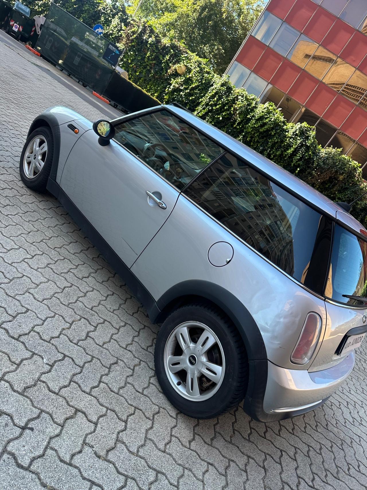 Mini 1.6 16V One de luxe