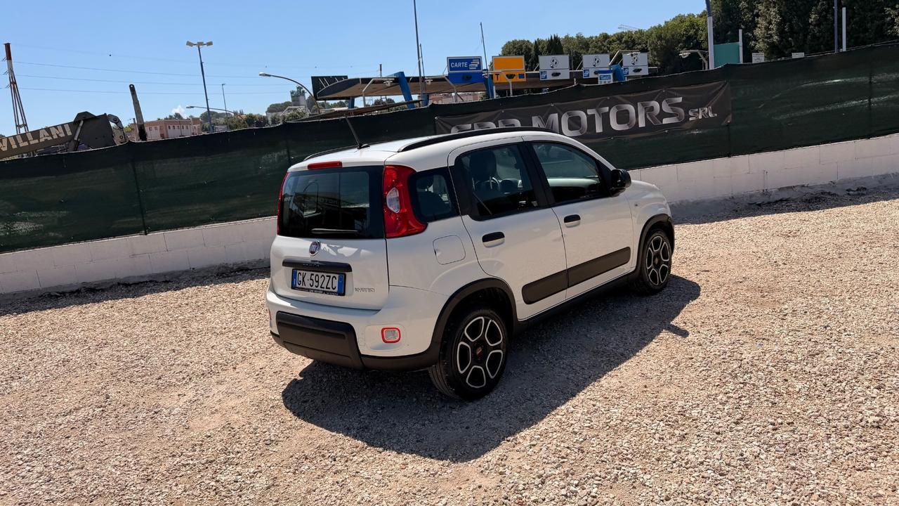 Fiat Panda Cross 1.0 FireFly S&S Hybrid