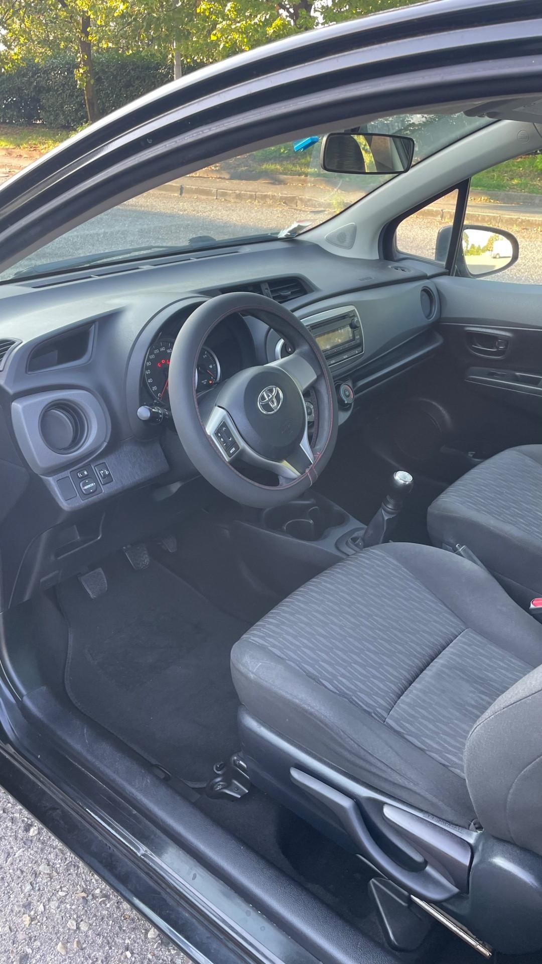 Toyota Yaris 1.0 3 porte Active