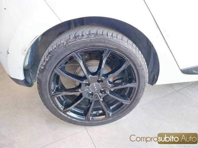RENAULT Clio 1.5 dCi 8V 90CV (Garanzia 12 Mesi)