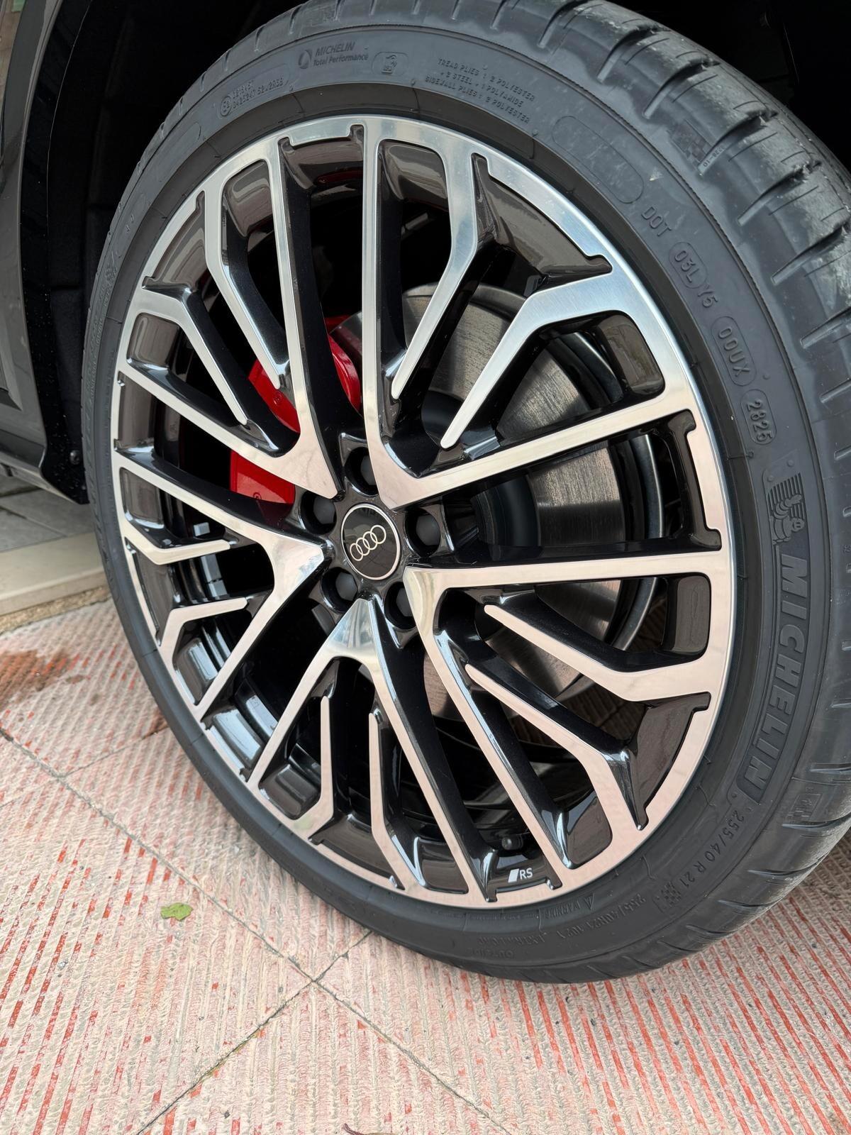 Audi Q5 SPB 40 TDI quattro S tronic Identity Black