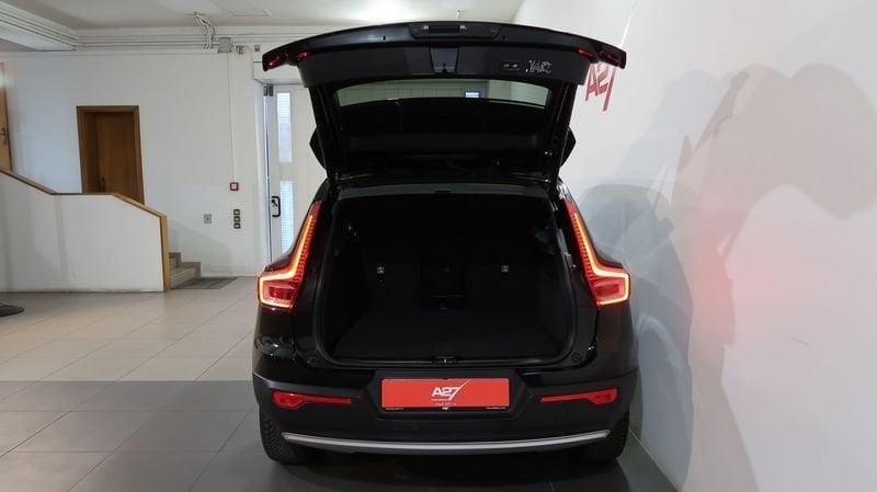 Volvo XC40 Recharge T4 Plug-in Hybrid auto Recharge Inscription Expression