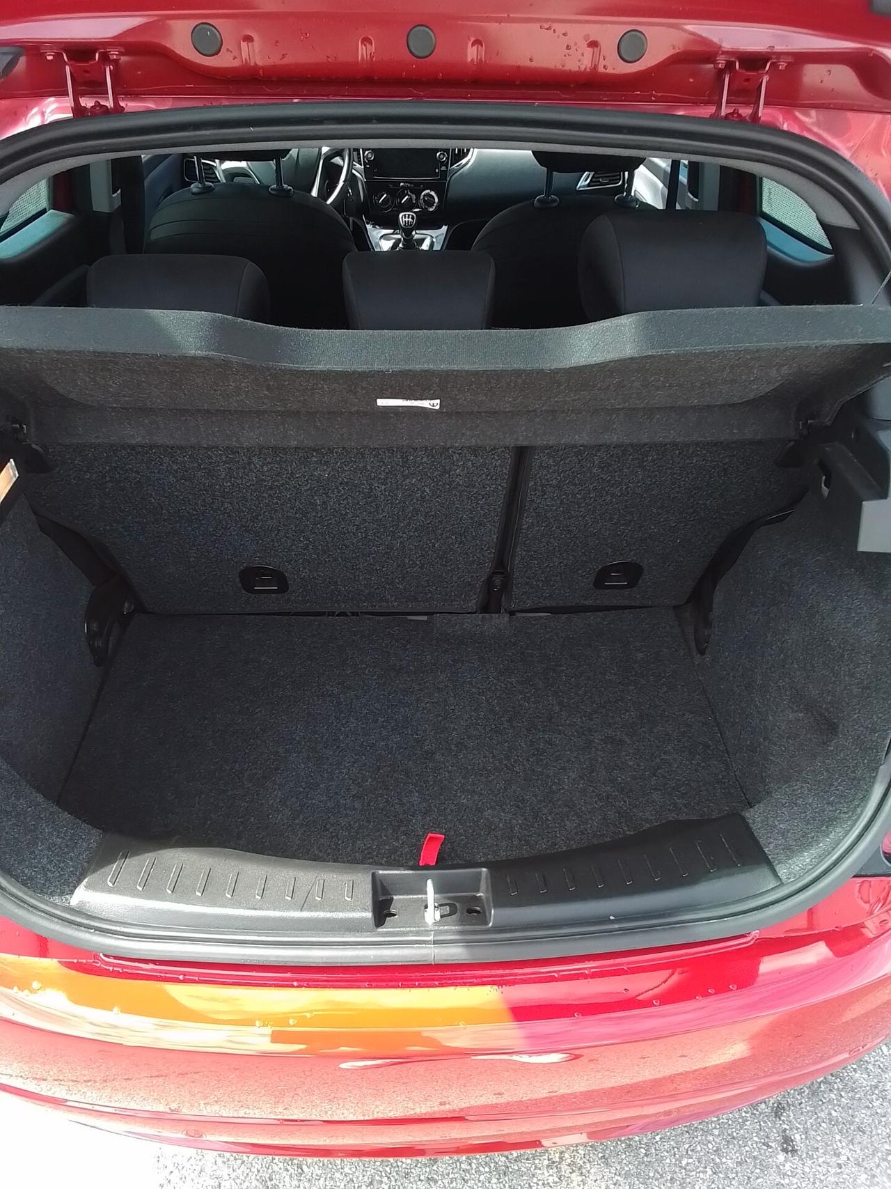 Lancia Ypsilon 1.0 FireFly 5 porte S&S Hybrid Ecochic Gold