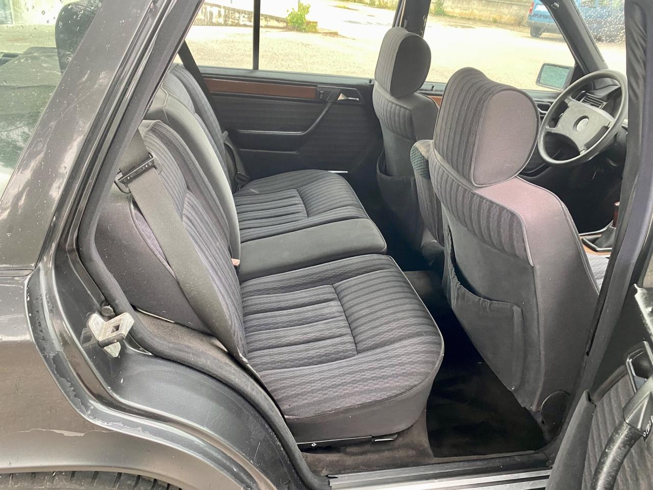 Mercedes-benz E 200 MERCEDES E 200 W124 TE