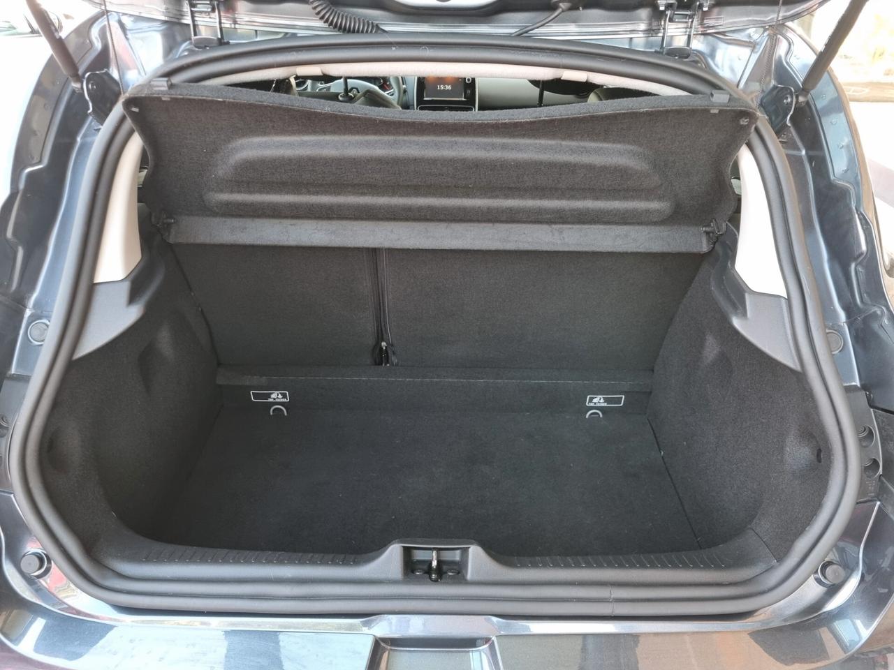 Clio IV 1.2 16v Zen 75cv
