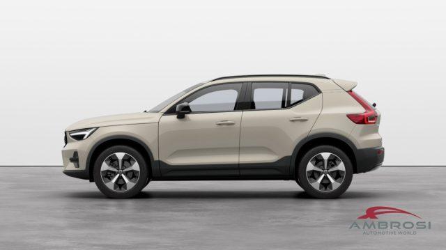 VOLVO XC40 B3 Mild hybrid Benzina Plus Dark