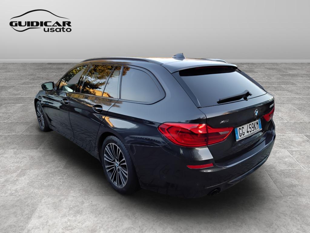 BMW Serie 5 G31 2020 Touring LCI - 520d Touring mhev 48V xdrive Luxury auto