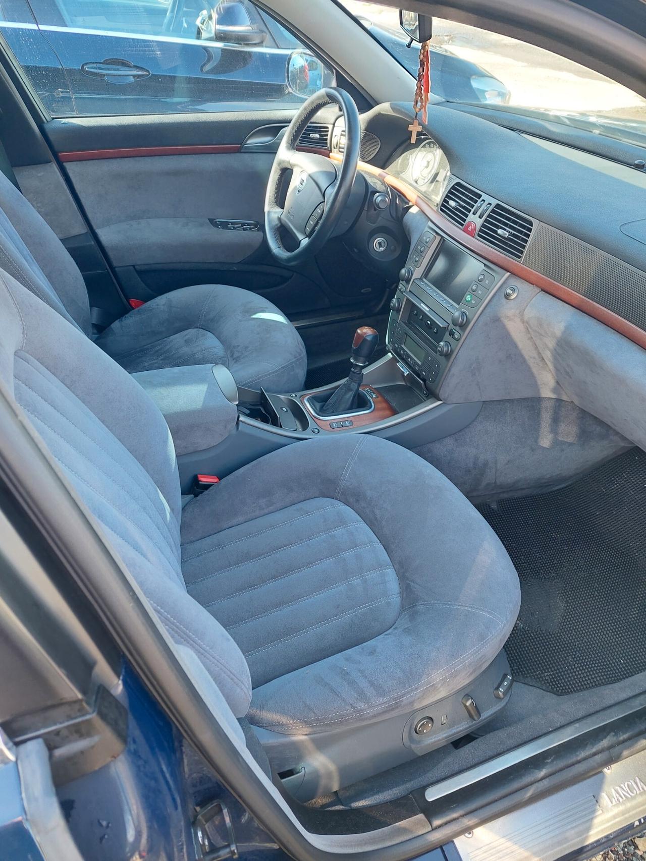 Lancia Thesis 2.0 turbo 20V Emblema