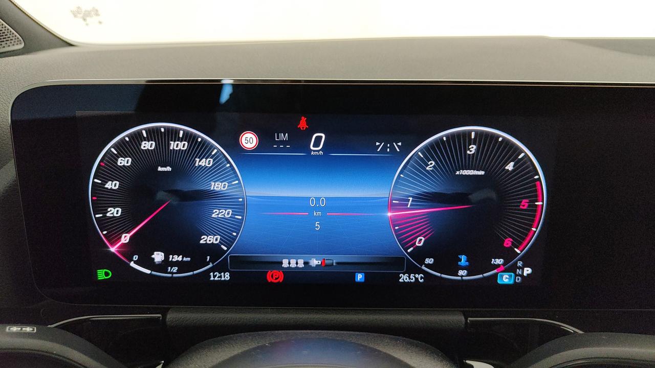 Mercedes-Benz GLA 200 d automatic
