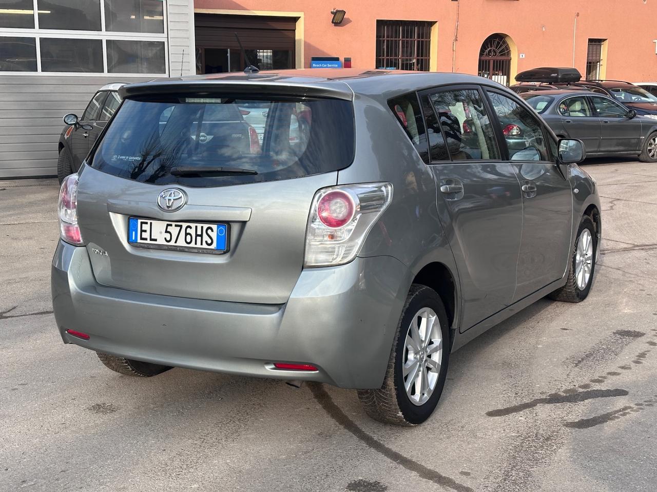 Toyota Verso 2.0 D Luxury Pack 7 posti tetto panoramico