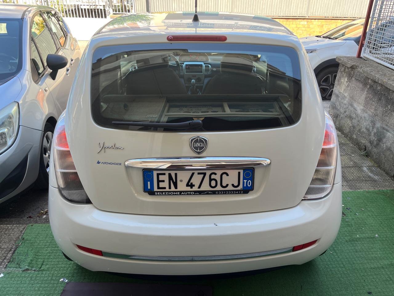 Lancia Ypsilon 1.4 Unyca Ecochic GPL FINE 2012