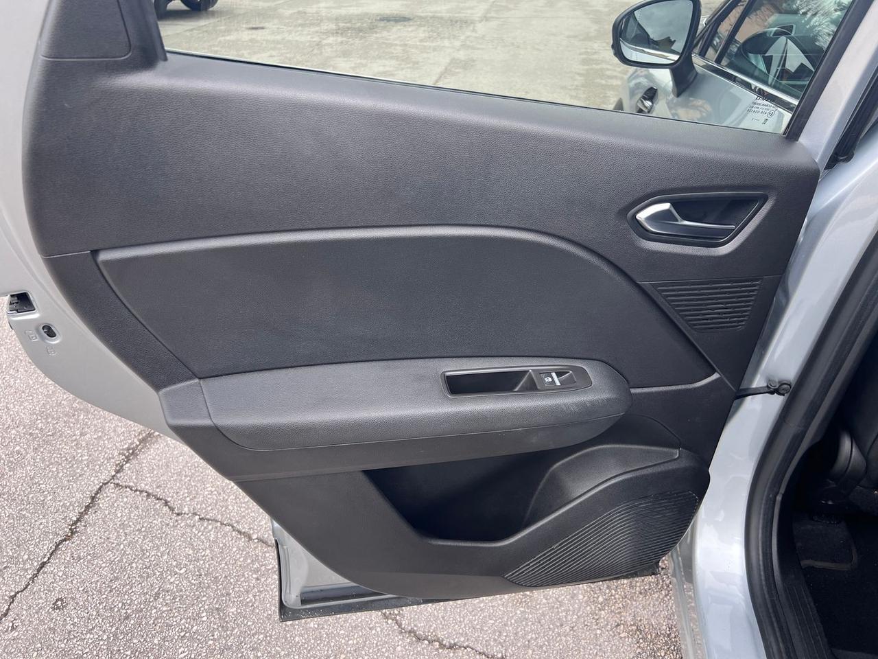 Renault Captur E-TECH 145 HEV Intens #10239