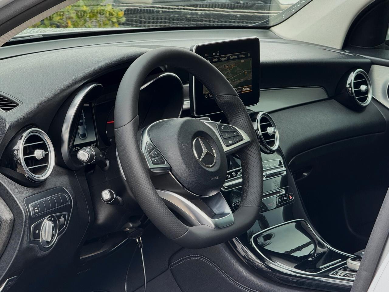 Mercedes-Benz GLC 250 d Coupé Premium AMG 4M