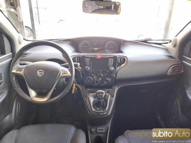 LANCIA Ypsilon 1.2 69 CV (Garanzia 12 Mesi) Neopatentati ?