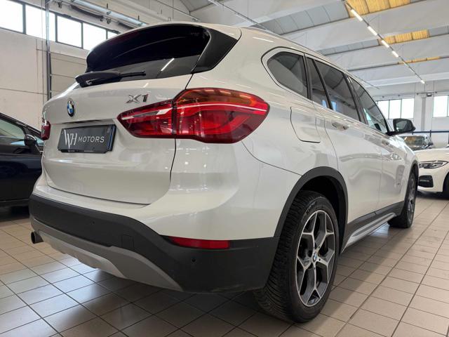 BMW X1 sDrive18d X line //LED//18//NAVI//