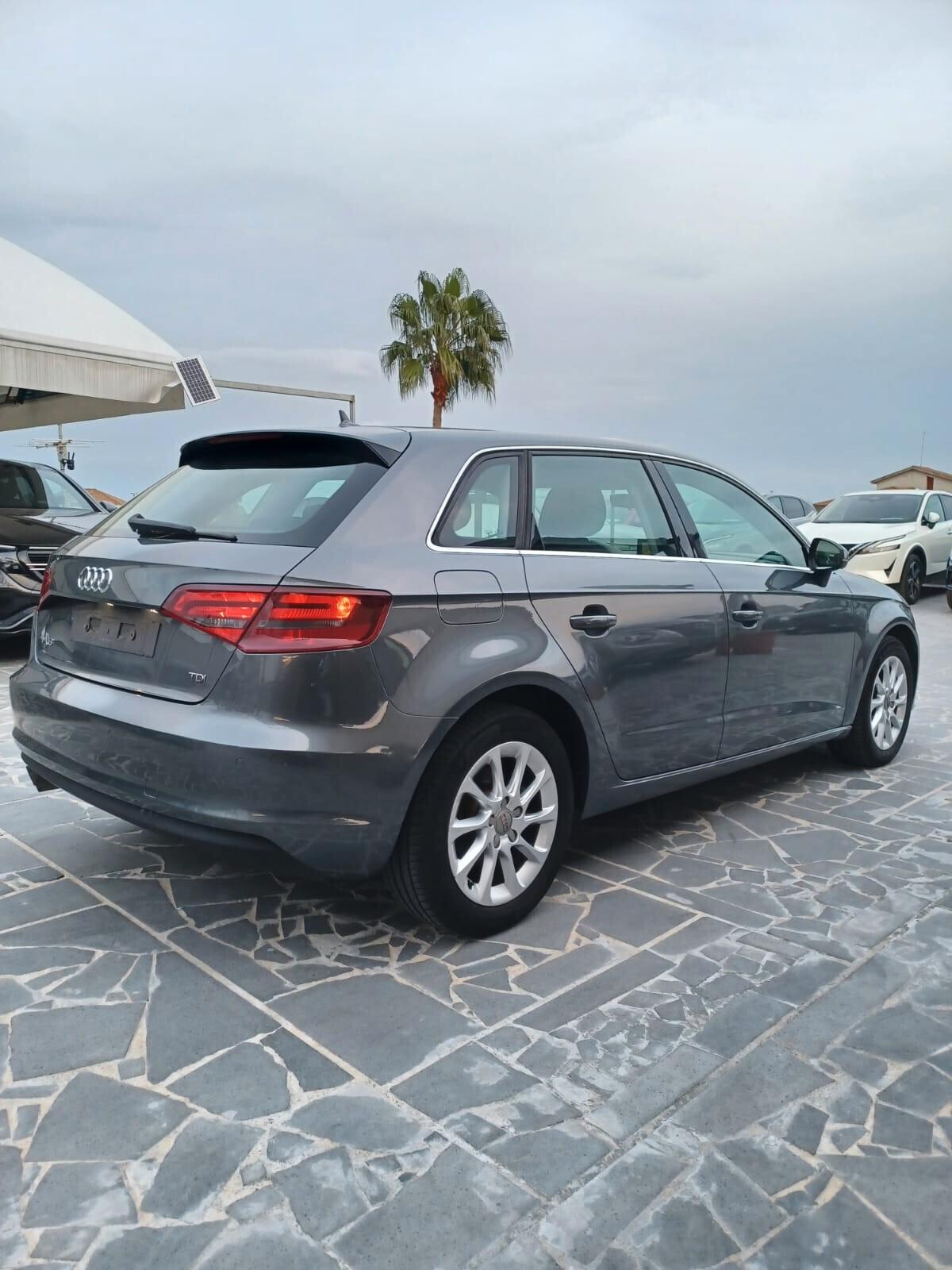 Audi A3 SPB 2.0 TDI 150 CV clean diesel S tronic Ambition