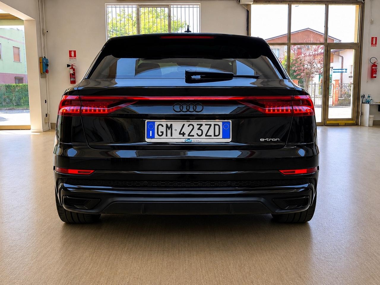 Audi Q8 SUV 50 TDI 286 CV quattro tiptronic S line edition