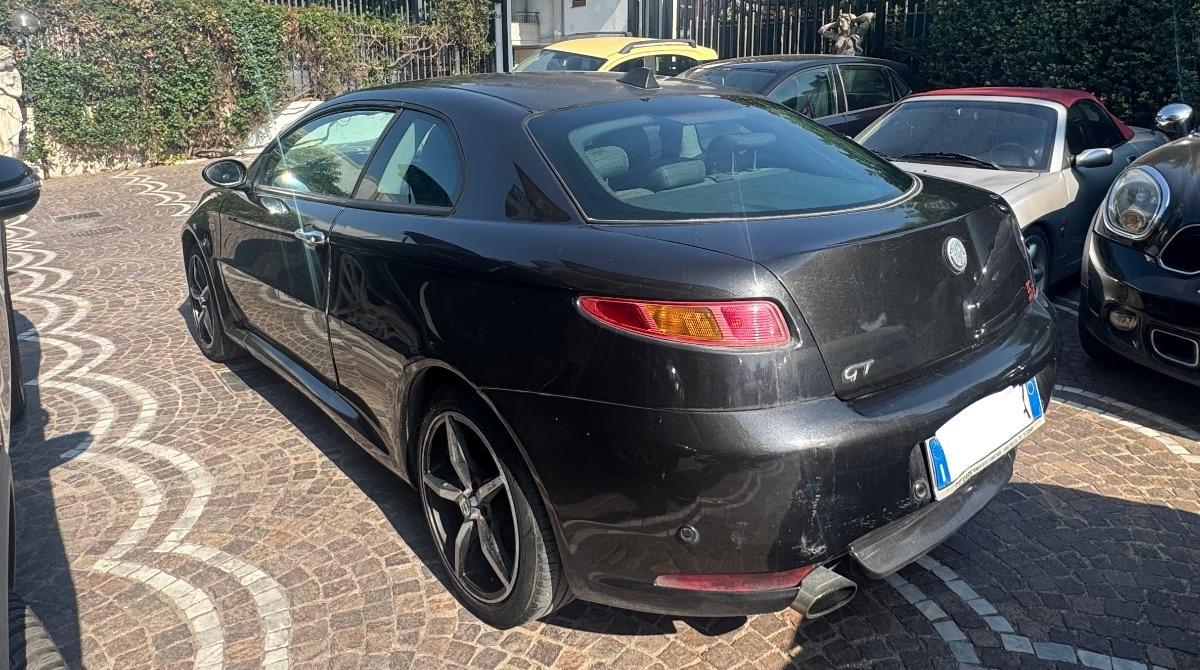 ALFA ROMEO GT 1.9 MJT 16V Luxury 150 Cv