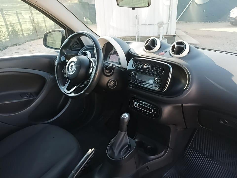 Smart ForTwo 1000 52 kW MHD coupé passion