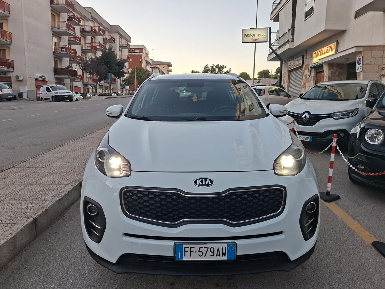 Kia Sportage 1.7 CRDI Cool * Navi * Garantita 12 Mesi
