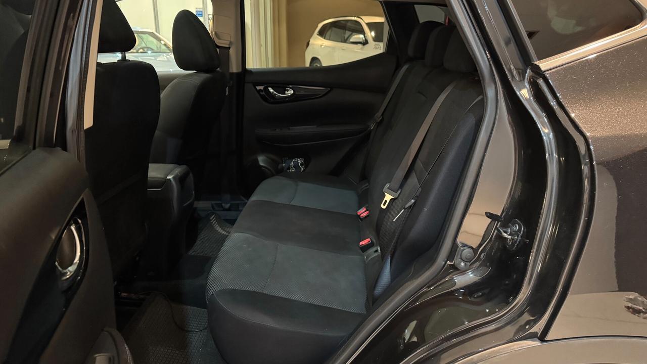 Nissan Qashqai 1.5 110cv N-Connecta - 2017