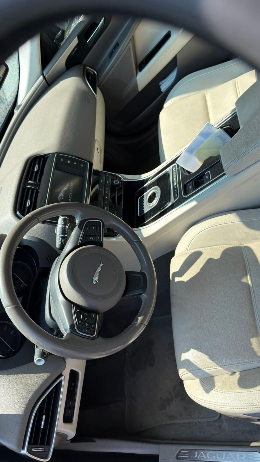 Jaguar XE 2.0 D Turbo aut. Portfolio *PERFETTA*