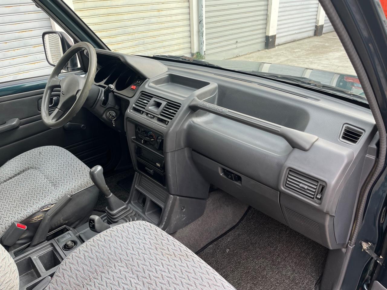 Mitsubishi Pajero 2.5 TDI Metal-top SS GLX Comfort