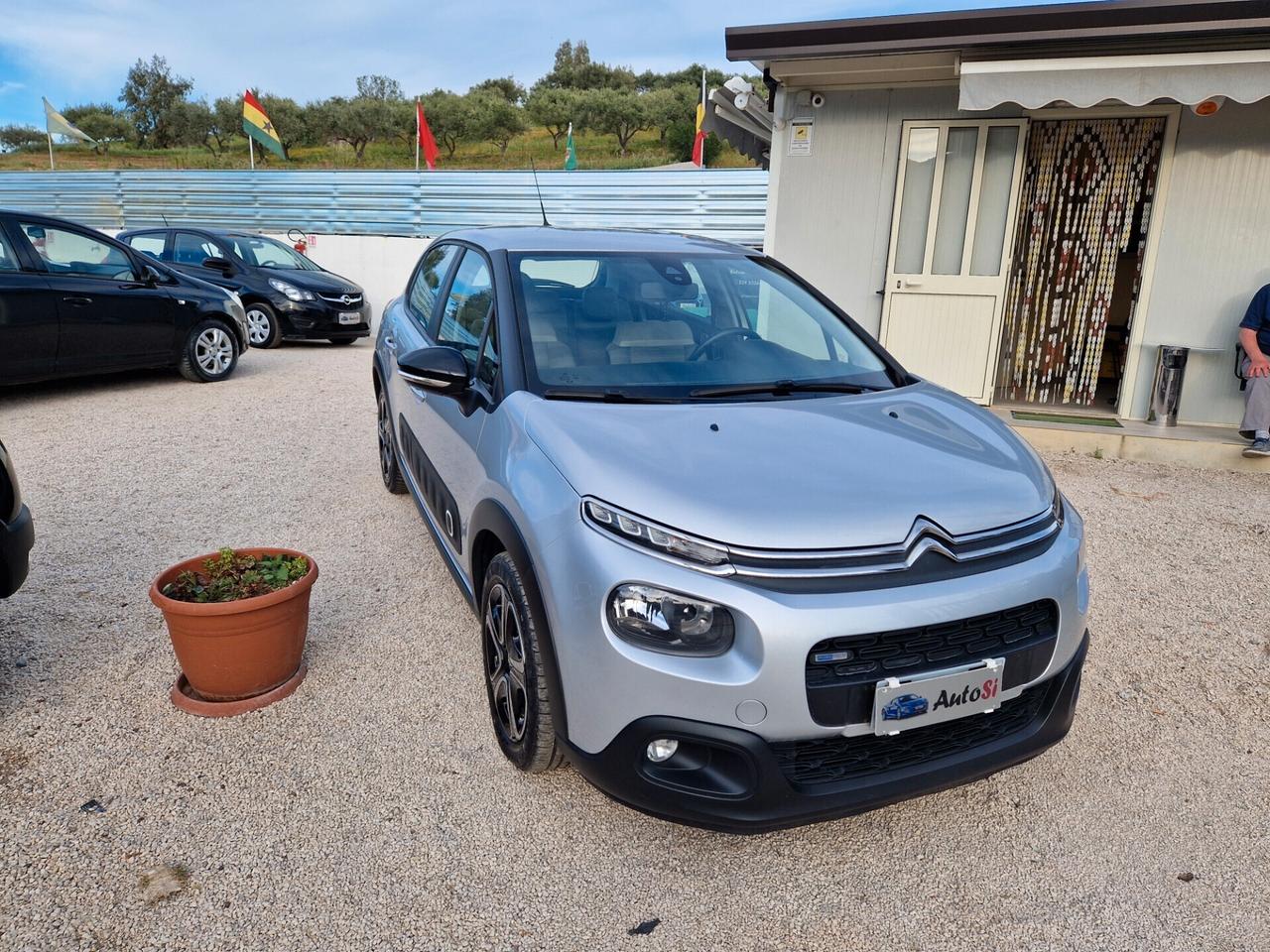 Citroen C3 PureTech 1.2 Live Edition