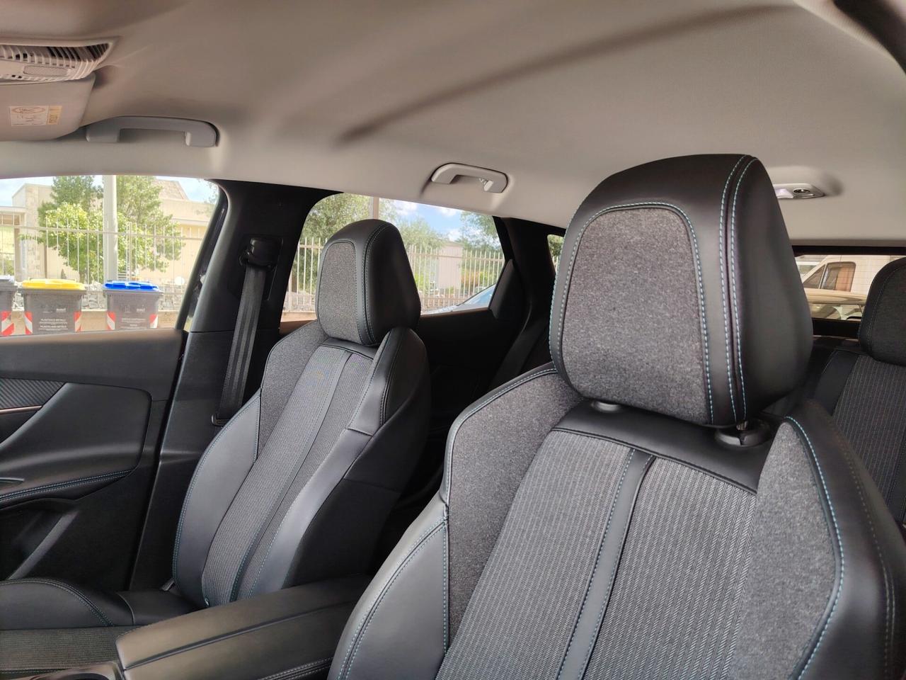 Peugeot 3008 BlueHDi 130 S&S EAT8 Allure Pack 2022