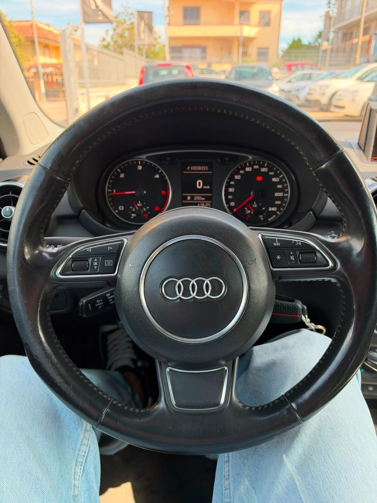 Audi A1 1.6cc 105cv Diesel S-LINE
