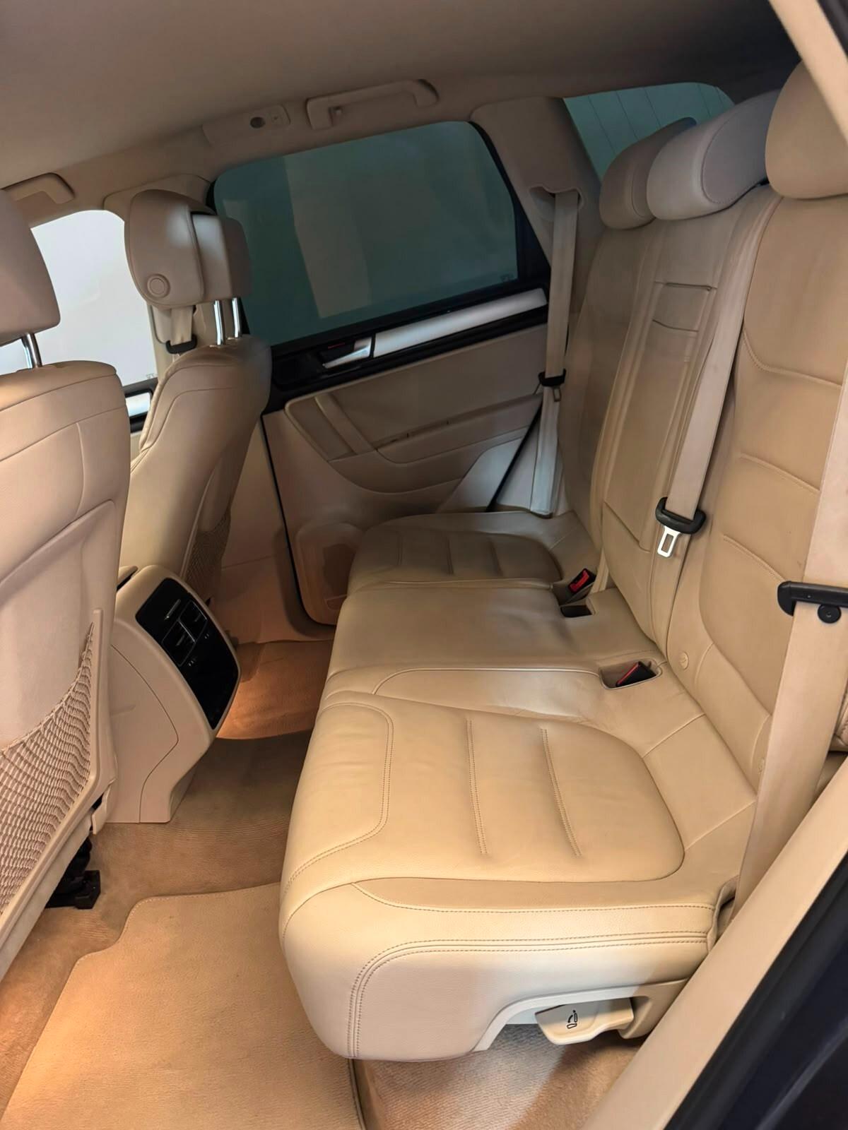 VOLKSWAGEN TOUAREG 3.0 TDI EXECUTIVE 245 CV FULL OPTIONAL AUTOMATICA