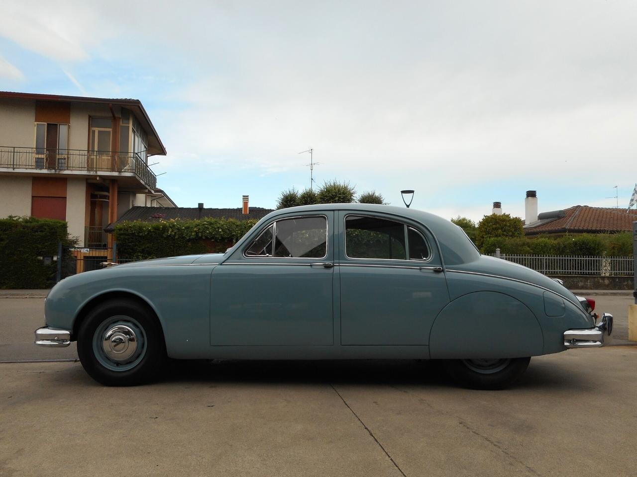 Jaguar MK II