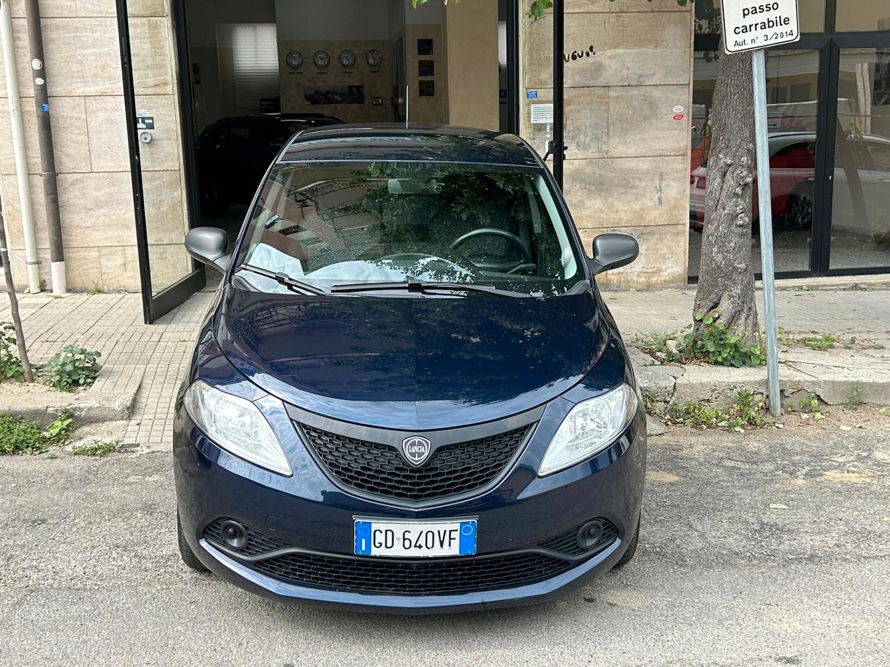 Lancia Ypsilon 1.0 FireFly 5 porte S&S Hybrid Ecochic Gold