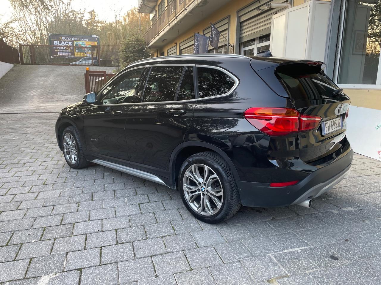 Bmw X1 sDrive18d xLine