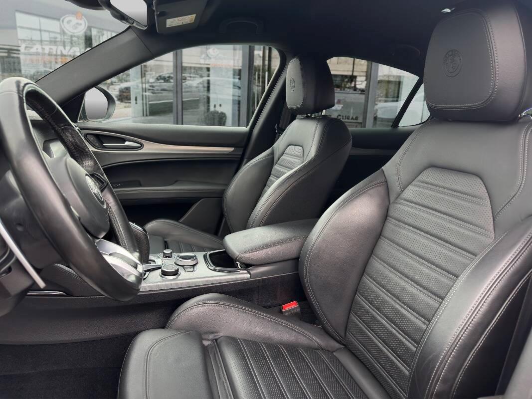 Alfa Romeo Stelvio 2.2 t Veloce Q4 210cv AUTOM con Telecam e CarPlay