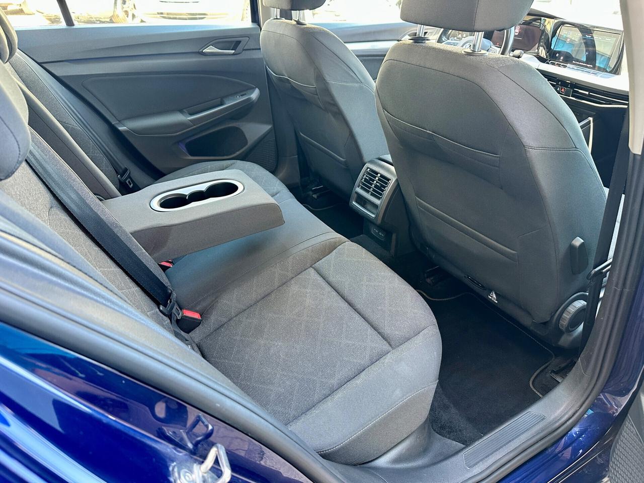 Volkswagen Golf 2.0 TDI 150 CV DSG SCR Style