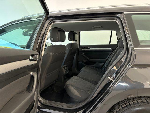 VOLKSWAGEN Passat Variant 2.0 TDI DSG ELEGANCE ---40000km