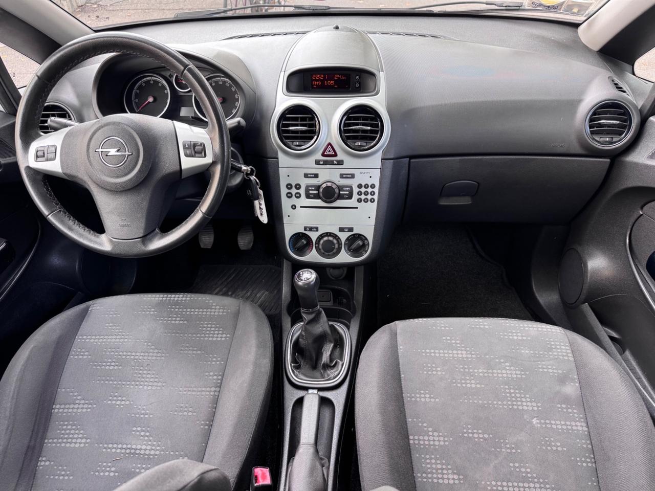 Opel Corsa 1.2 5 porte neopaten garanzia12 mesi