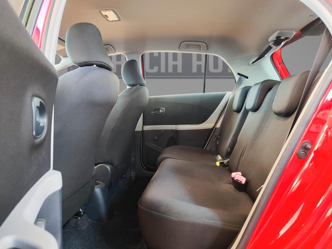 Toyota Yaris 1.0 5 porte -SOLO 111.000 KM!-